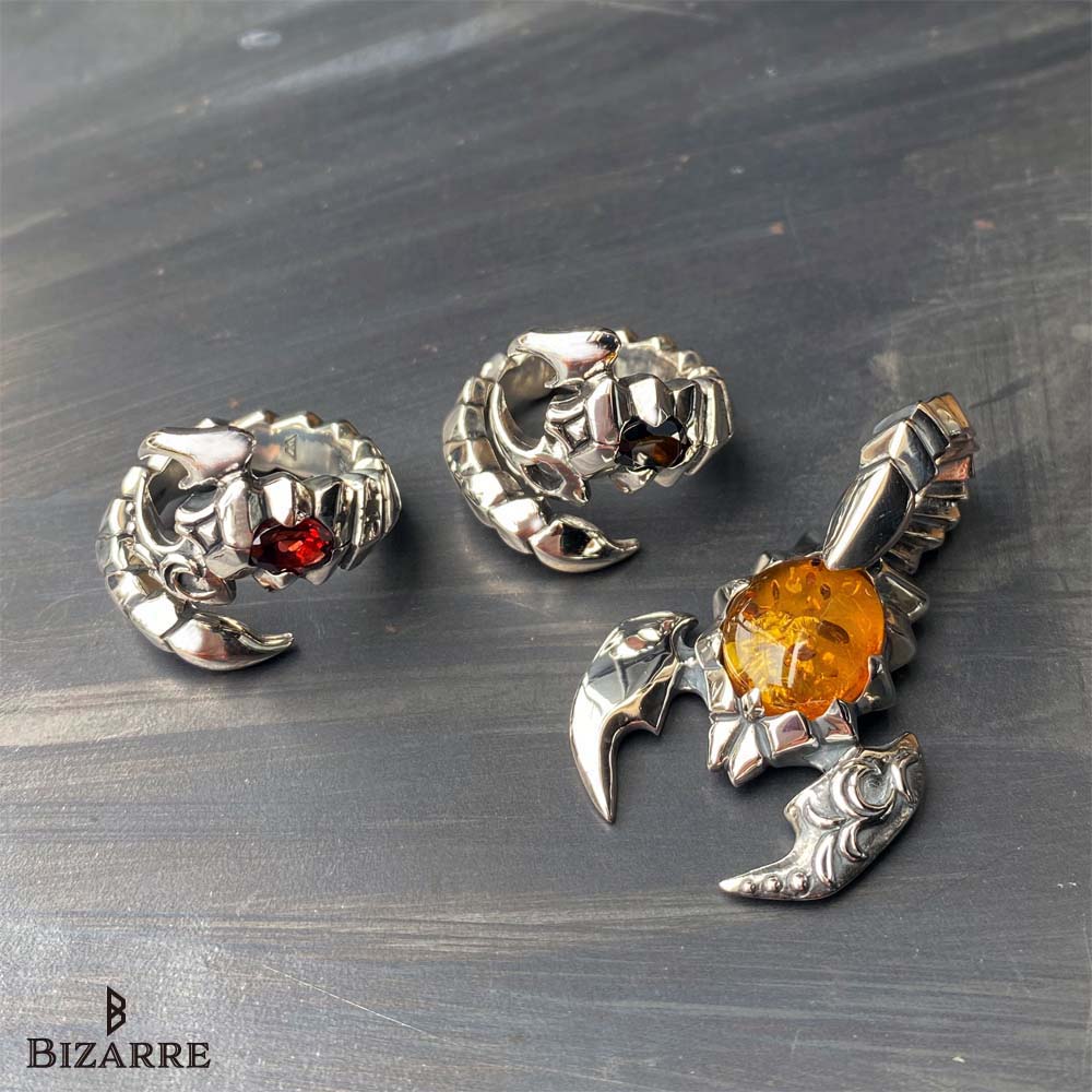 Bizarre [Limited sale product] Scorpion silver pendant (top only