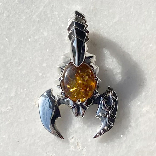 Bizarre [Limited sale product] Scorpion silver pendant (top only) GSTJ001